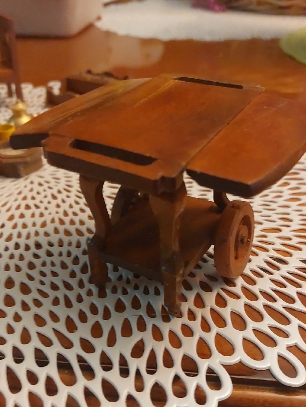 Miniature Dollhouse Furniture Set - Brown - Picture 10 of 13